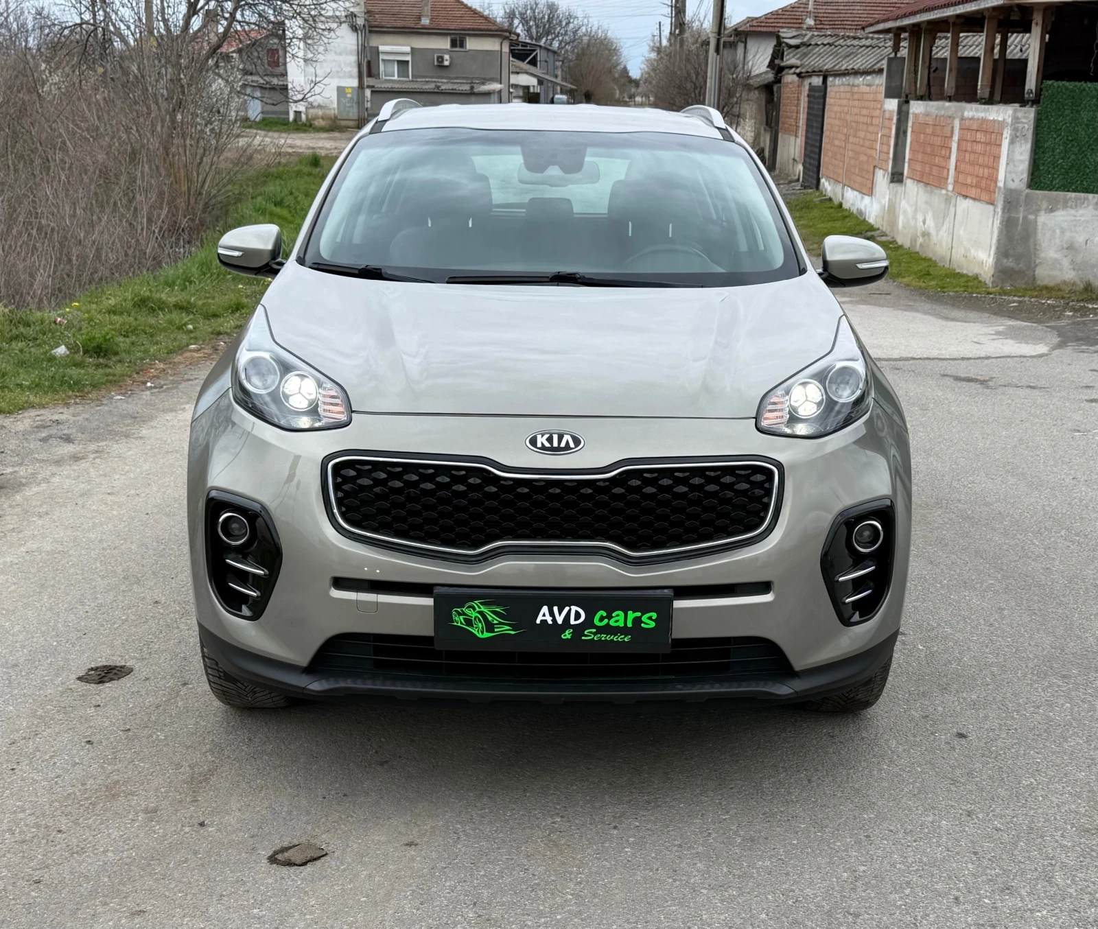 Kia Sportage 1.6 GDI, снимка 3 - Автомобили и джипове - 53935124