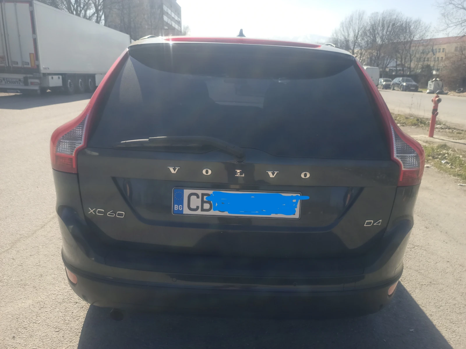 Volvo XC60, снимка 2 - Автомобили и джипове - 54246169