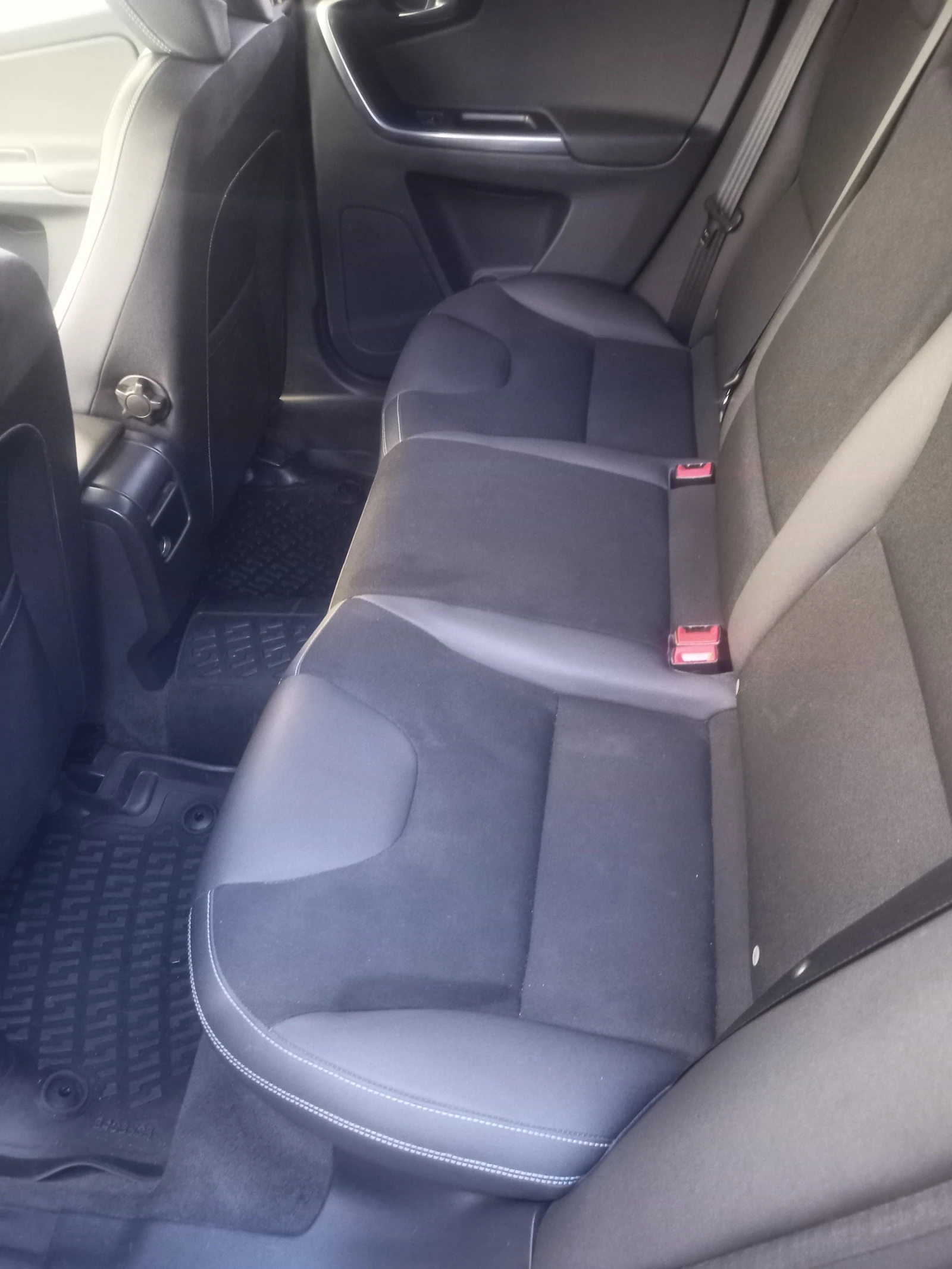 Volvo XC60, снимка 10 - Автомобили и джипове - 54246169