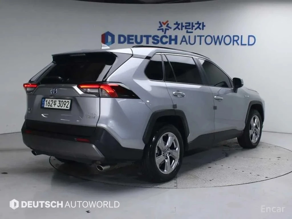 Toyota Rav4 2.5 Hybrid 4WD | MEMORY | VENTILATED | AWD, снимка 2 - Автомобили и джипове - 54731053