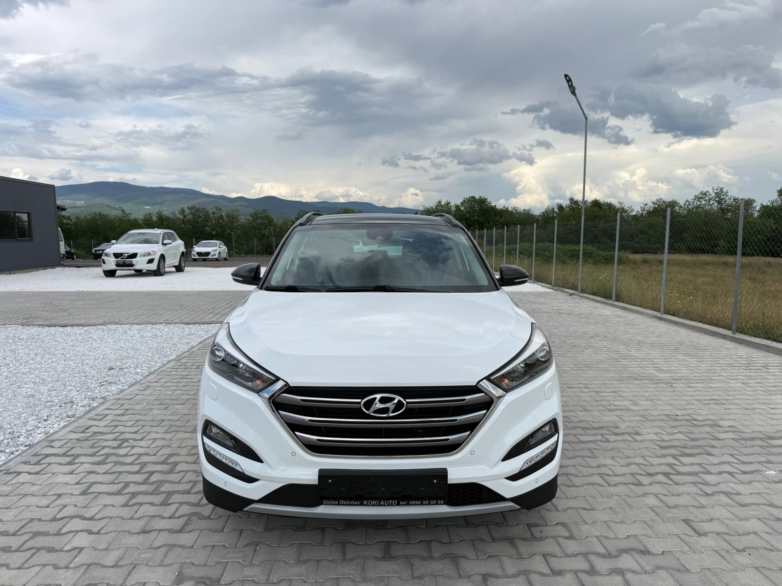 Hyundai Tucson 1.7 CRDI NAVI CAMERA PANORAMA, снимка 2 - Автомобили и джипове - 54789029