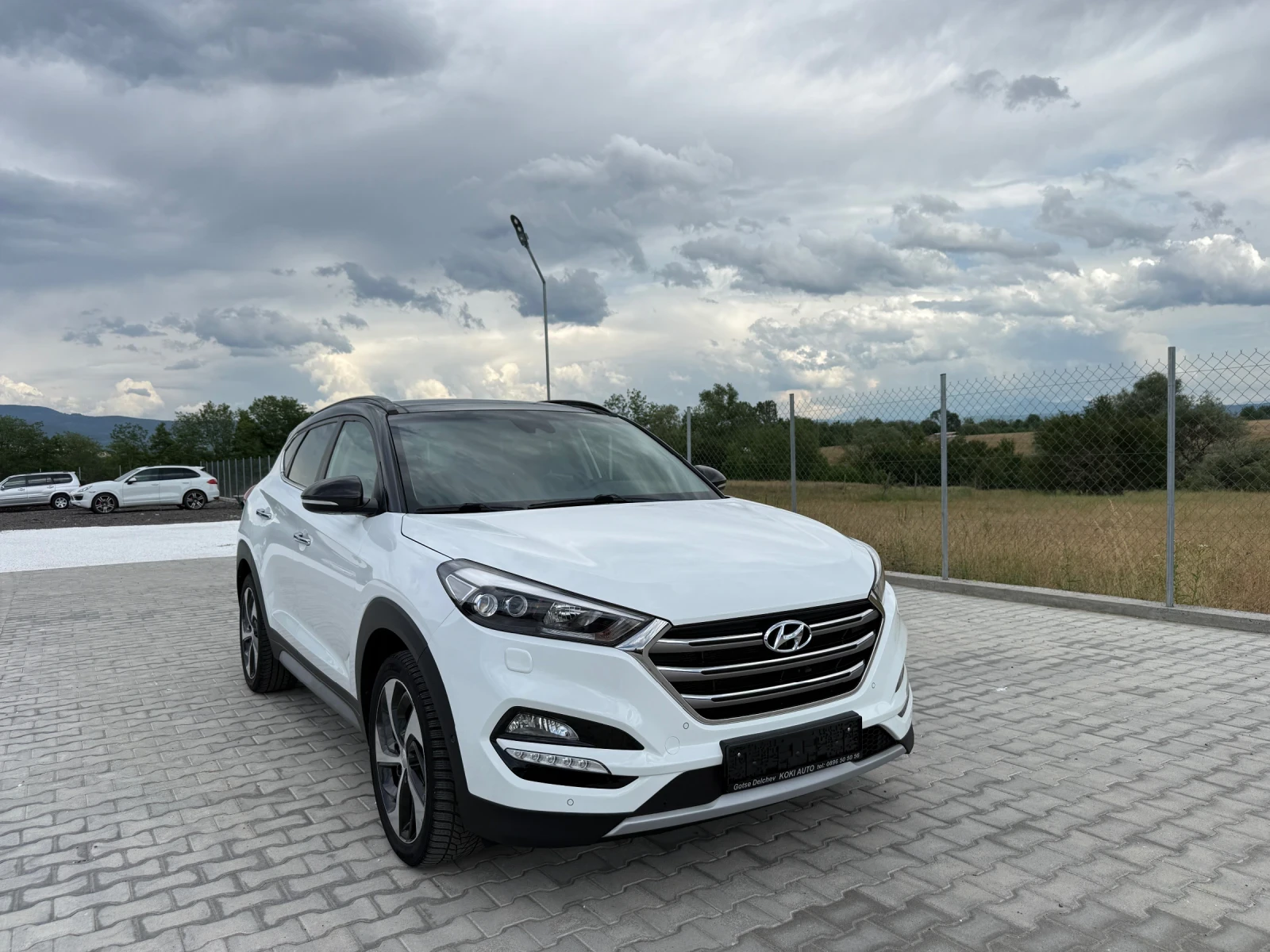 Hyundai Tucson 1.7 CRDI NAVI CAMERA PANORAMA, снимка 8 - Автомобили и джипове - 54789029
