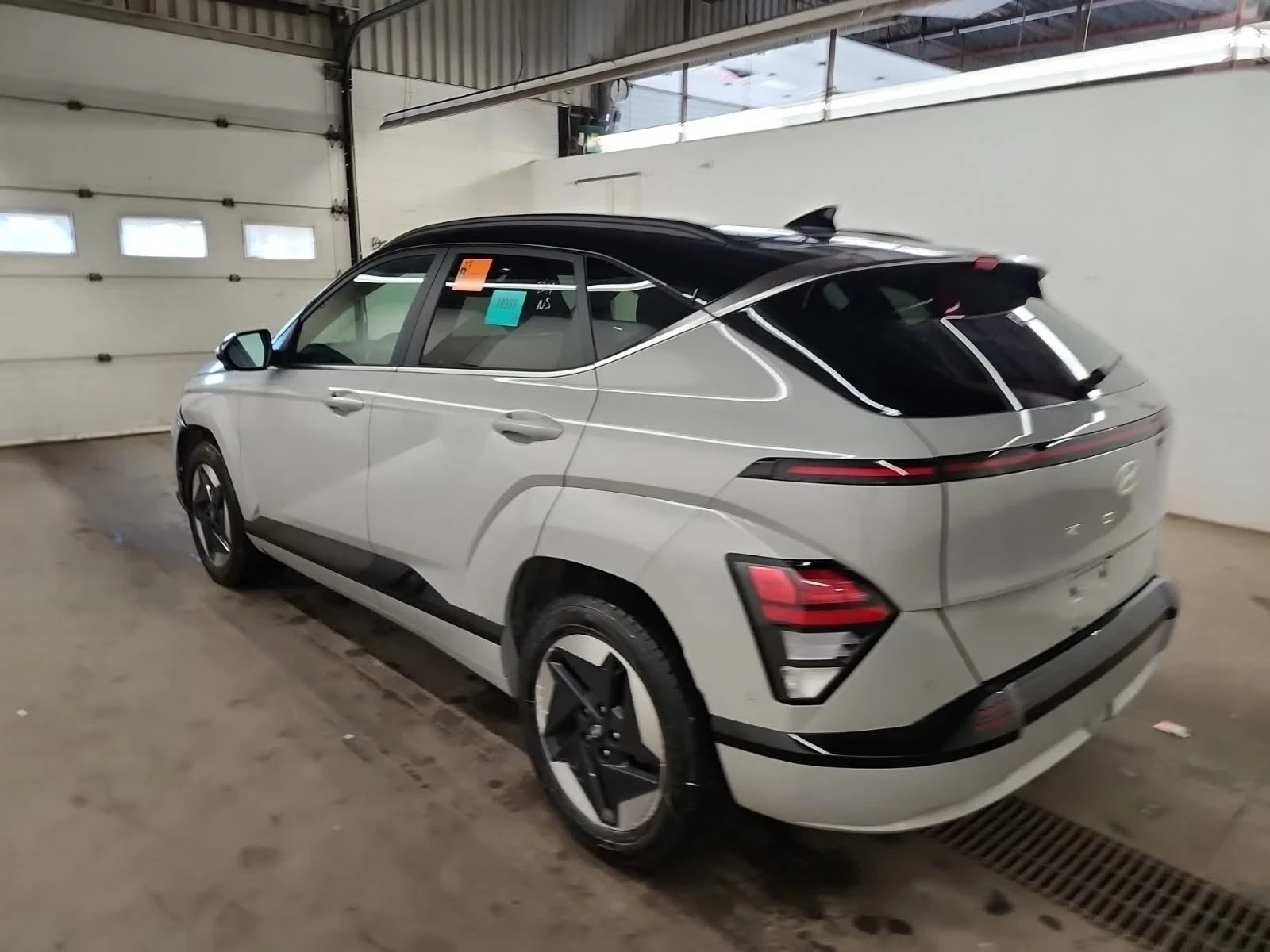 Hyundai Kona Electric* 64kWh* Nardo Gray* Панорама* Ultimate, снимка 3 - Автомобили и джипове - 54830766