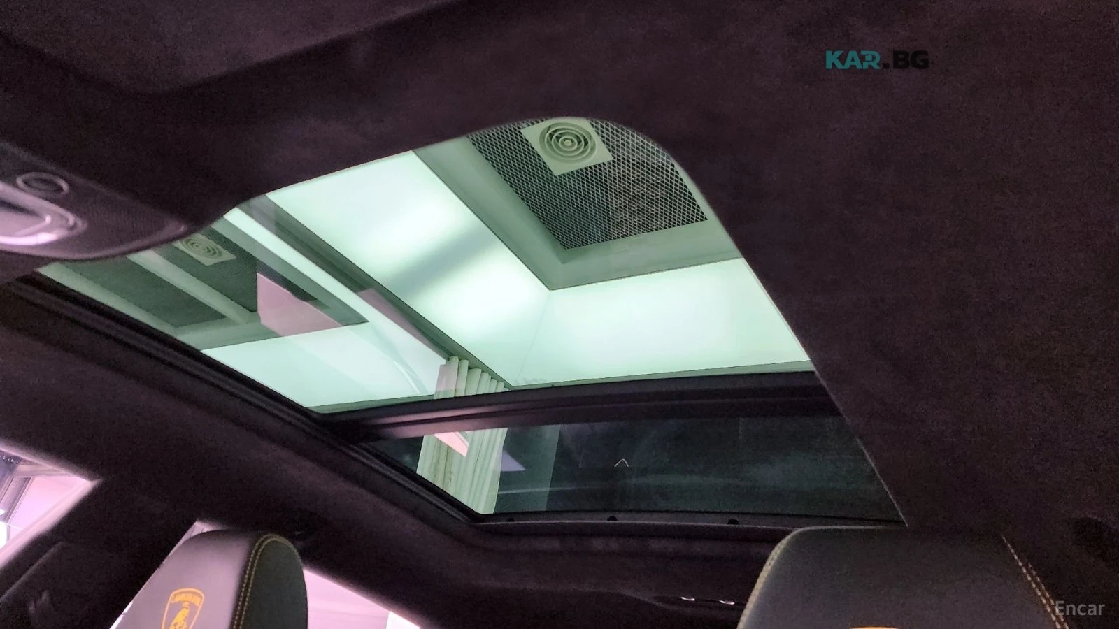 Lamborghini Urus * ПОДГРЕВ* ОБДУХВАНЕ* ПАНОРАМА* 360* HEAD-UP* TOP*, снимка 16 - Автомобили и джипове - 54893049