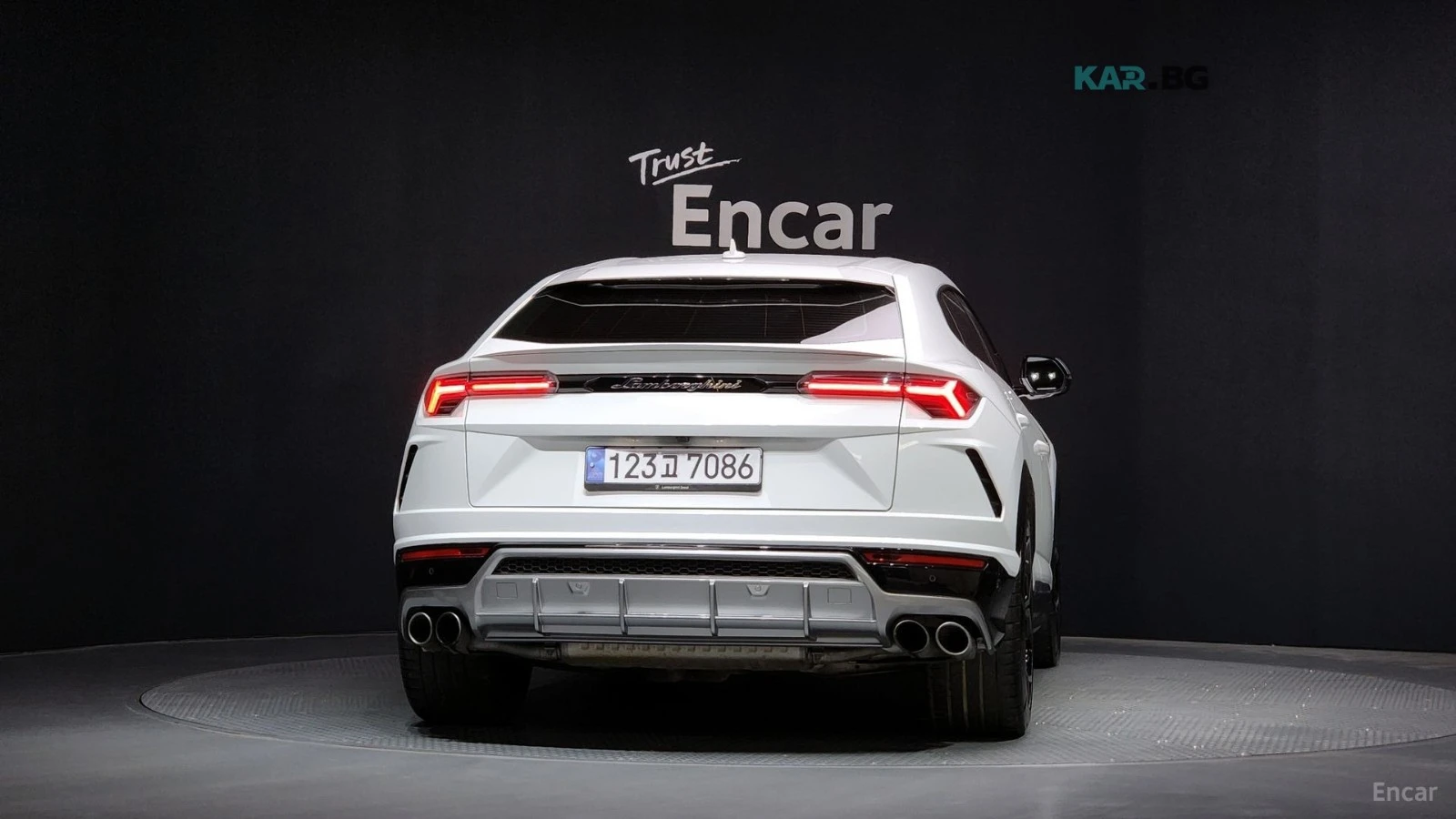 Lamborghini Urus * ПОДГРЕВ* ОБДУХВАНЕ* ПАНОРАМА* 360* HEAD-UP* TOP*, снимка 4 - Автомобили и джипове - 54893049