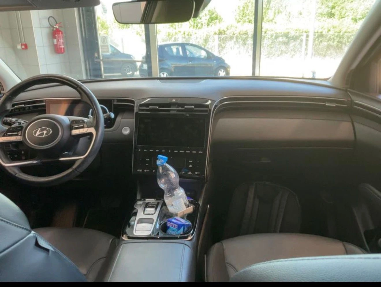 Hyundai Tucson 1.6Hybrid FULL Лизинг през Уникредит по 320 евро, снимка 6 - Автомобили и джипове - 54976636