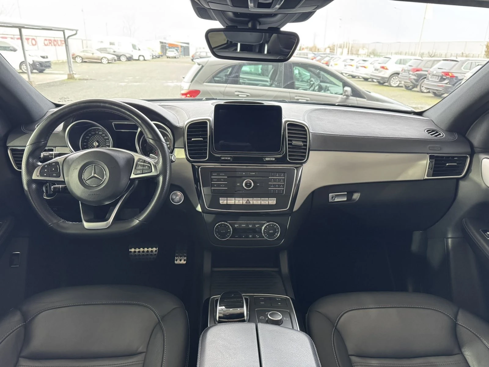 Mercedes-Benz GLE 350 d* 258ps* 4M* 9G* COUPE* AMG Line* Distr* Pano* , снимка 11 - Автомобили и джипове - 55257185