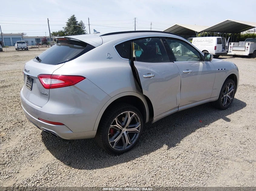 Maserati Levante 3.0l S Gransport, снимка 4 - Автомобили и джипове - 55317691