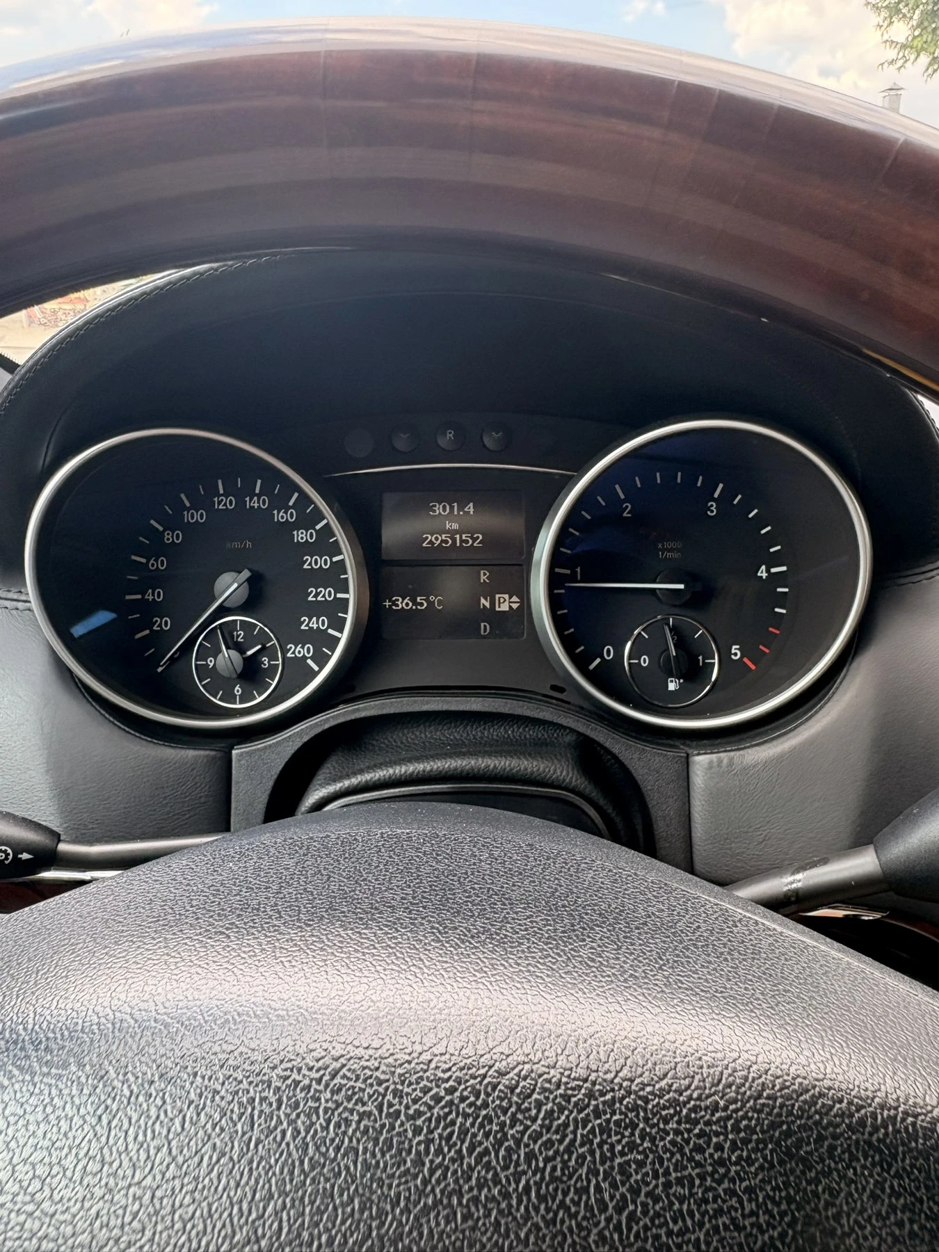 Mercedes-Benz ML 320 4 MATIC DESINGO, снимка 8 - Автомобили и джипове - 55586761