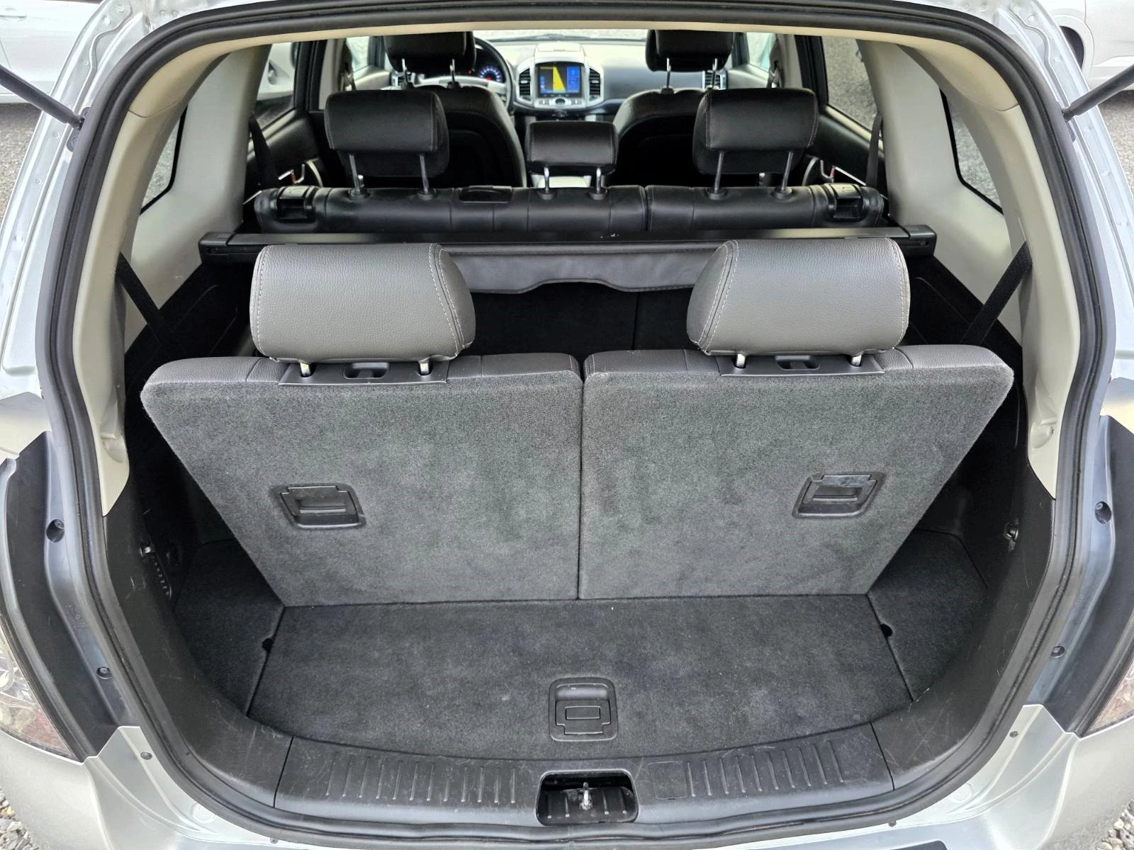 Chevrolet Captiva 2.2VCDI/184/7MESTA/AWD/Automatic, снимка 16 - Автомобили и джипове - 55902876