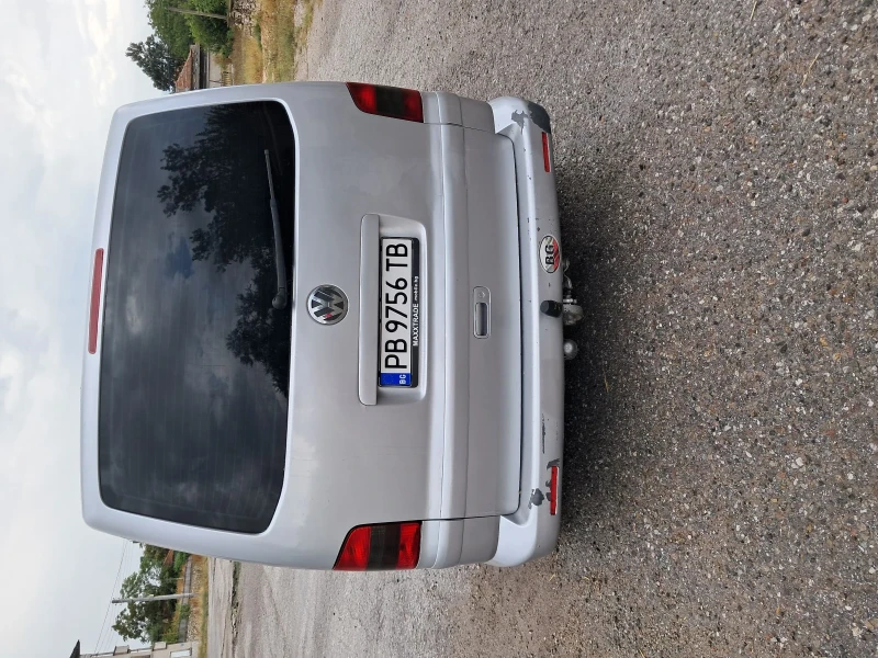 VW Multivan 2.5 174кс., снимка 3 - Бусове и автобуси - 52082668