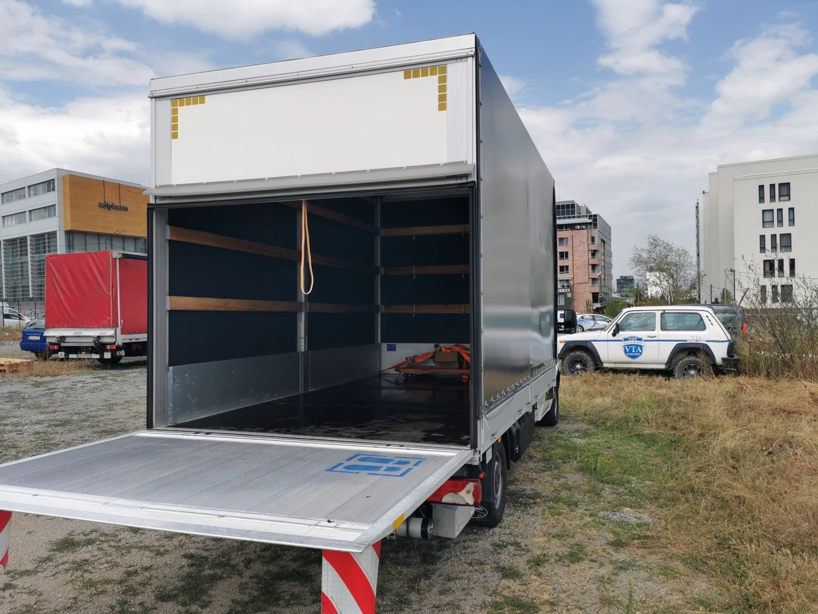 Mercedes-Benz Sprinter 319 бордови 907 - изображение 10