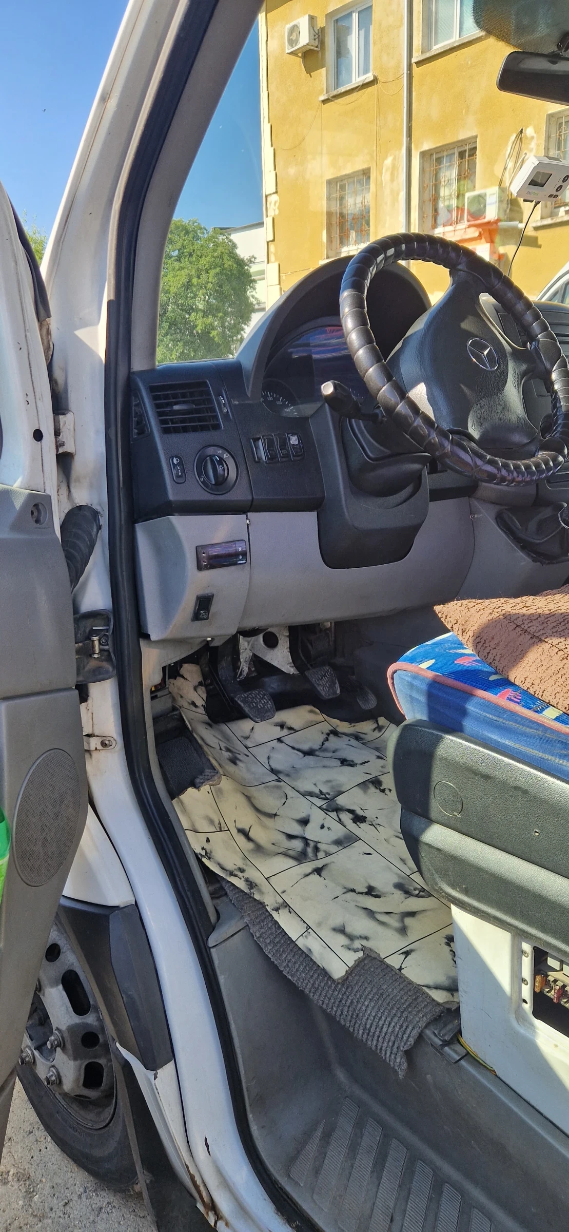 Mercedes-Benz Sprinter 515  - изображение 10