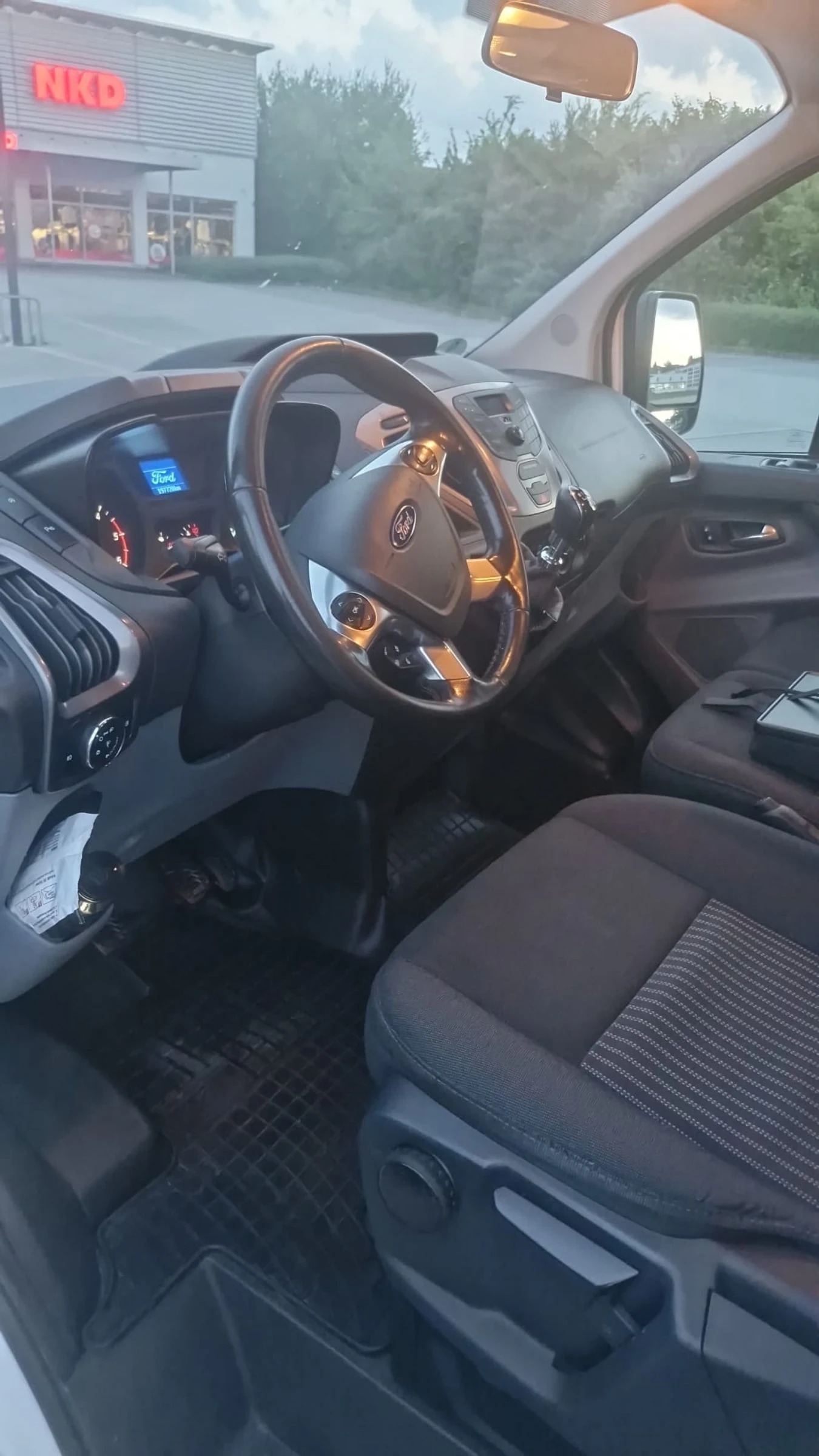 Ford Transit Custom Сервизна история, Пътник 8+ 1!, снимка 11 - Бусове и автобуси - 55016765