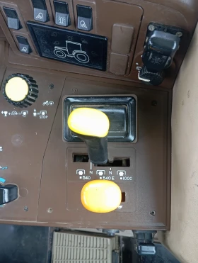 Трактор John Deere 6410S, снимка 3