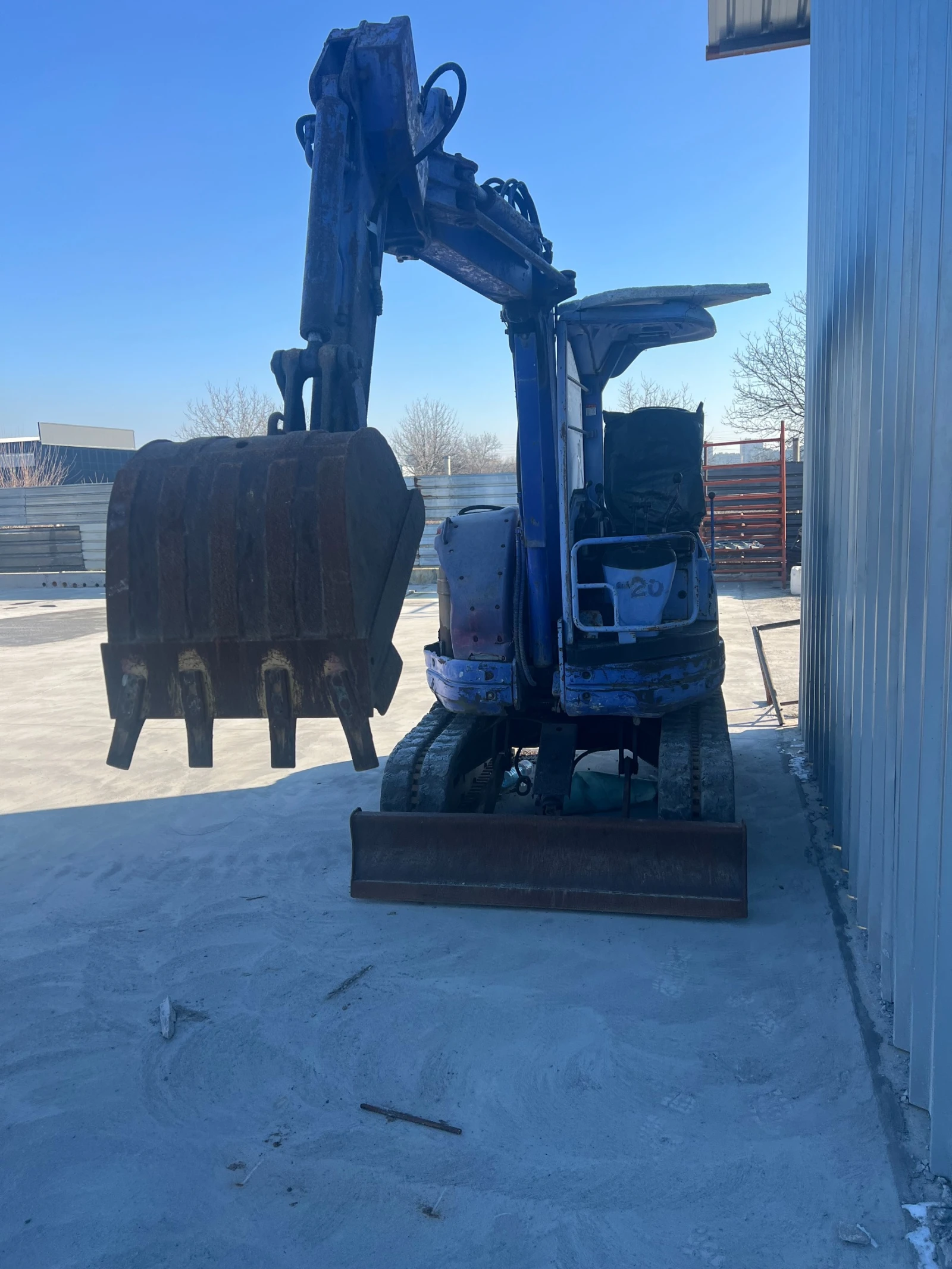 Багер Komatsu PC28UU    2E - изображение 3