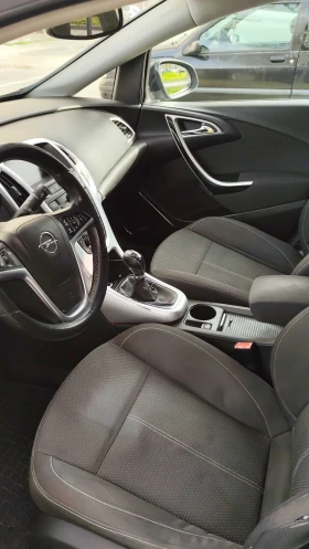 Opel Astra J, снимка 1