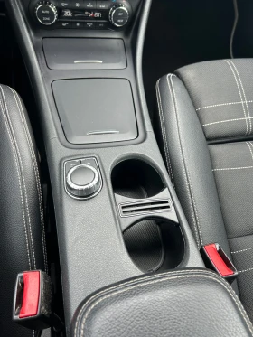 Mercedes-Benz CLA 220, снимка 17