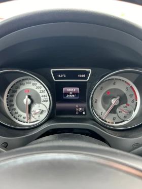 Mercedes-Benz CLA 220, снимка 15
