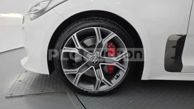 Kia Stinger 3.3| 360| DISTRONIC| ОБДУХ| ВКЛ. ТЕХНОТЕСТ, снимка 15