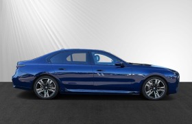 BMW 750 e xDrive = M-Sport= Executive Drive Pro Гаранция, снимка 3 - Автомобили и джипове - 45745398