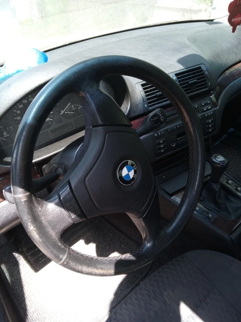 BMW 320 320 d, снимка 6 - Автомобили и джипове - 47554084