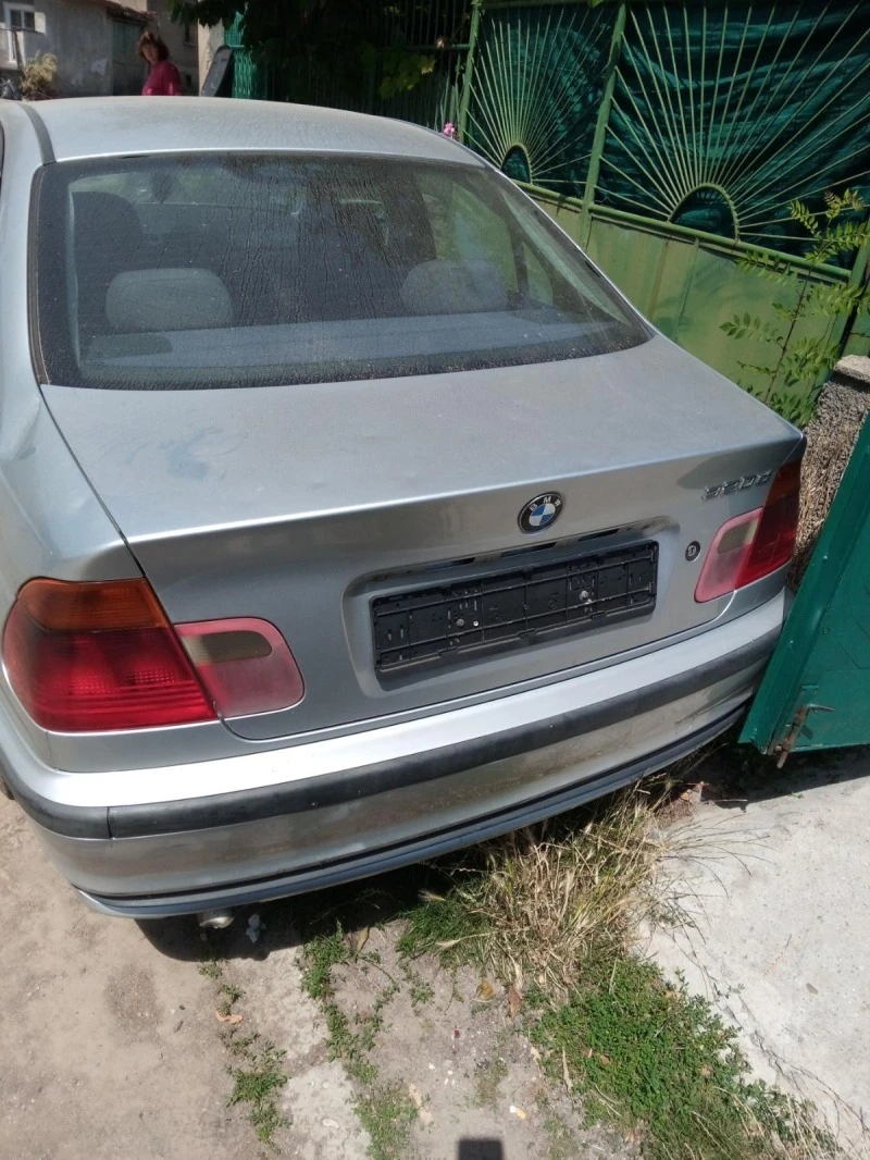 BMW 320 320 d, снимка 4 - Автомобили и джипове - 47017460