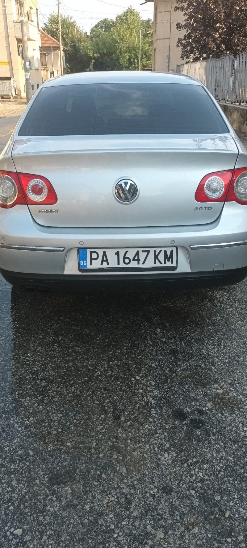 VW Passat Седан, снимка 2 - Автомобили и джипове - 46663503