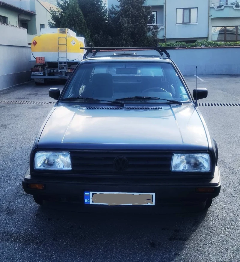 VW Jetta, снимка 2 - Автомобили и джипове - 47272593