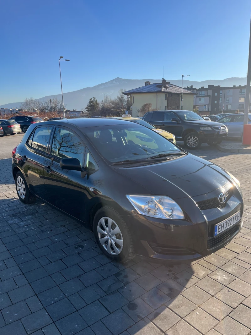 Toyota Auris D-4D, снимка 3 - Автомобили и джипове - 48106247