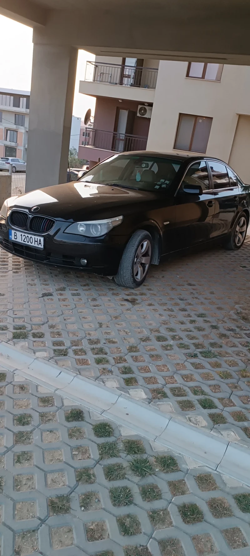 BMW 530, снимка 13 - Автомобили и джипове - 48440774