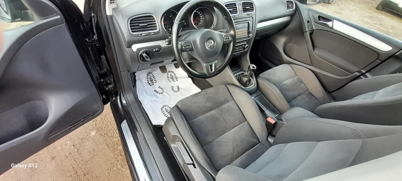 VW Golf 2.0 TDI 140kc.Перфектен, снимка 10 - Автомобили и джипове - 49131985