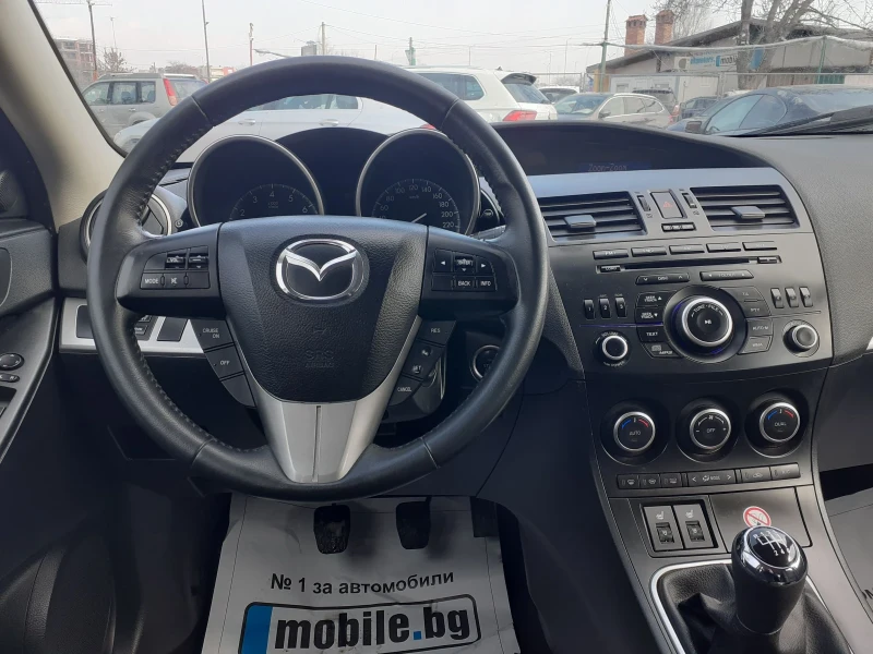 Mazda 3 2.0 FACE LIFT като нова , снимка 10 - Автомобили и джипове - 49273592