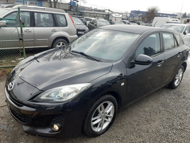 Mazda 3 2.0 FACE LIFT като нова , снимка 3 - Автомобили и джипове - 49273592