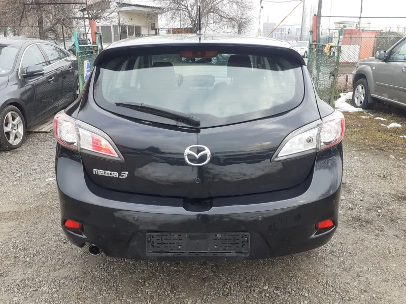 Mazda 3 2.0 FACE LIFT като нова , снимка 6 - Автомобили и джипове - 49273592