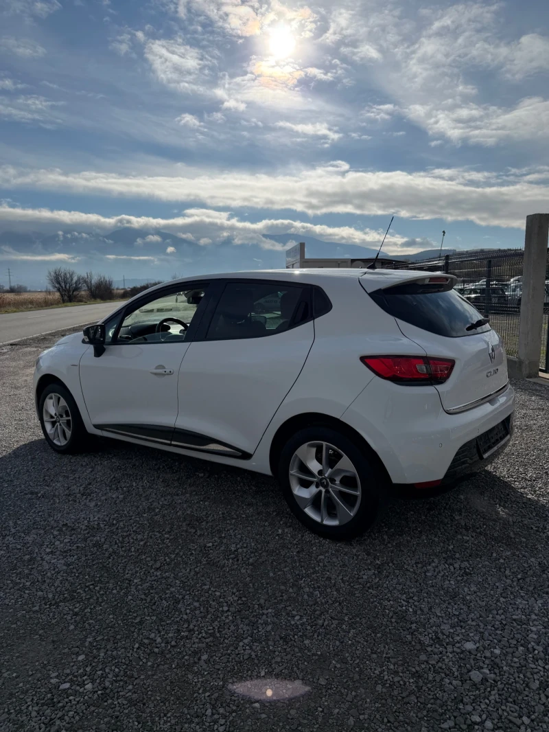Renault Clio LIMITED 1.2i 16V NAVI EURO 6 TUV COC SERVICE BOOK, снимка 8 - Автомобили и джипове - 52597600