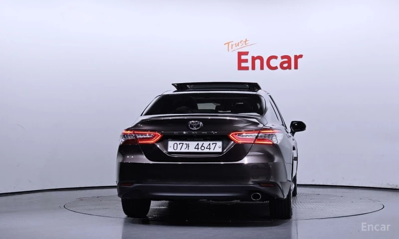 Toyota Camry, снимка 4 - Автомобили и джипове - 52799904