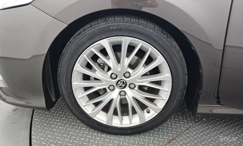 Toyota Camry, снимка 5 - Автомобили и джипове - 52799904