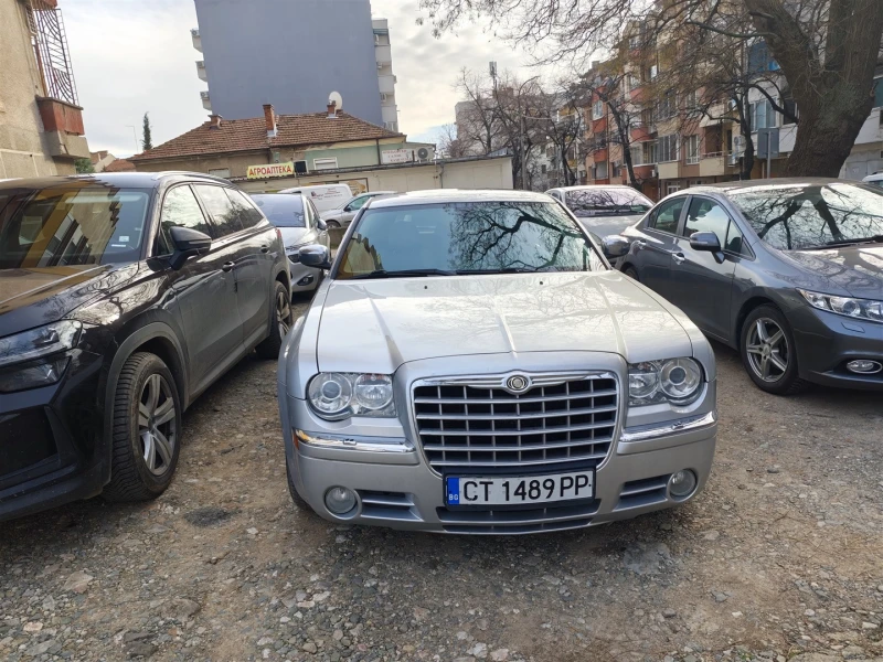 Chrysler 300c Touring, снимка 15 - Автомобили и джипове - 53090588
