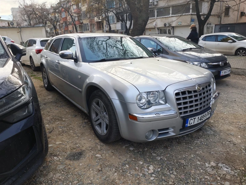 Chrysler 300c Touring, снимка 11 - Автомобили и джипове - 53090588
