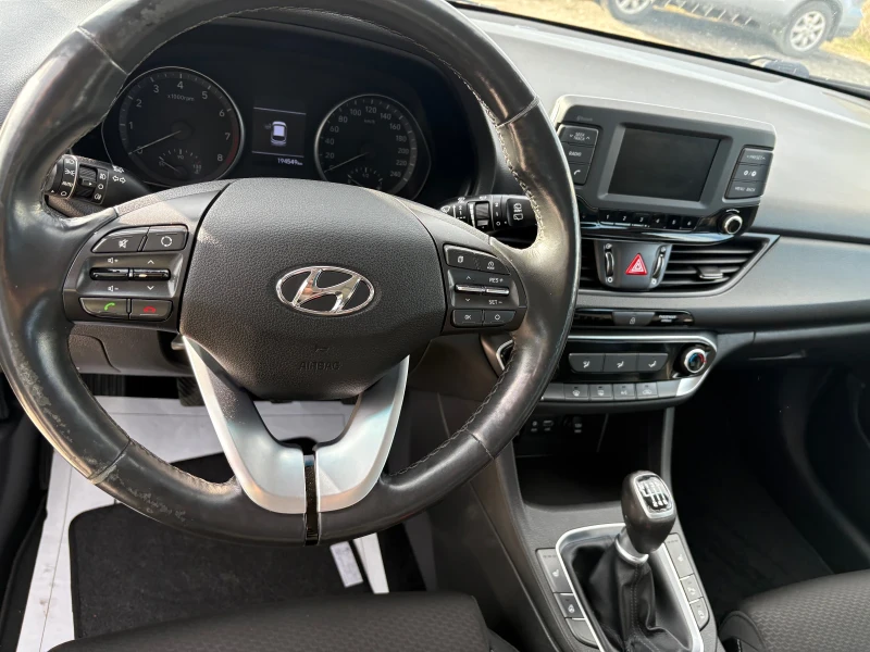 Hyundai I30 1.4i, снимка 15 - Автомобили и джипове - 53266458