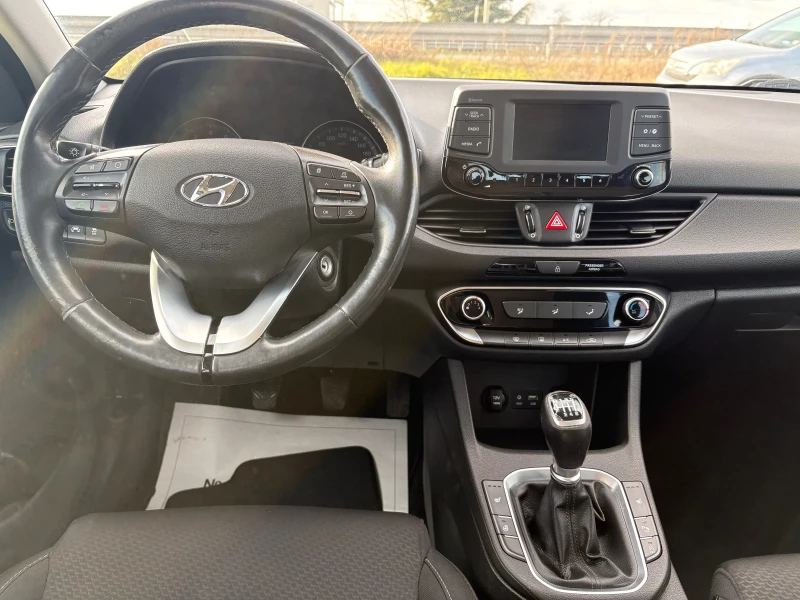 Hyundai I30 1.4i, снимка 12 - Автомобили и джипове - 53266458