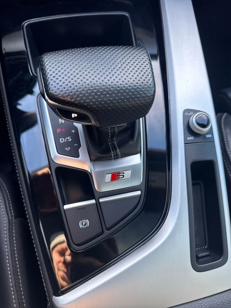 Audi S5 Sportback 3.0T quattro Prestige* Carfax* Distronic, снимка 5 - Автомобили и джипове - 53496839