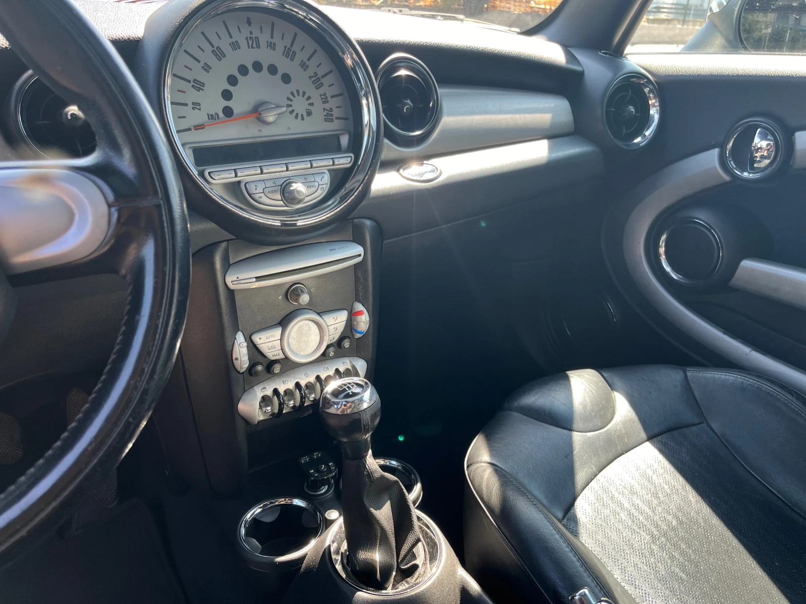 Mini Cooper D 1.6 - изображение 7