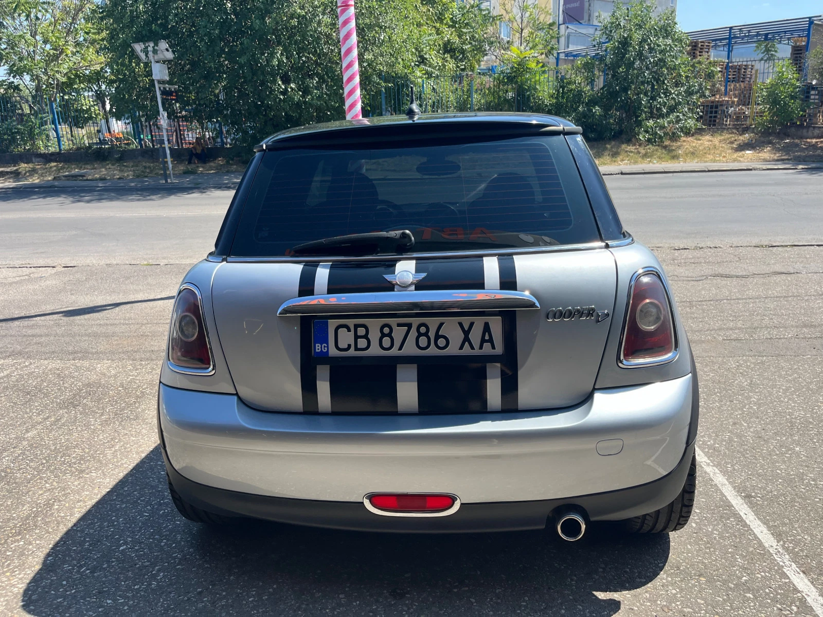 Mini Cooper D 1.6 - изображение 3