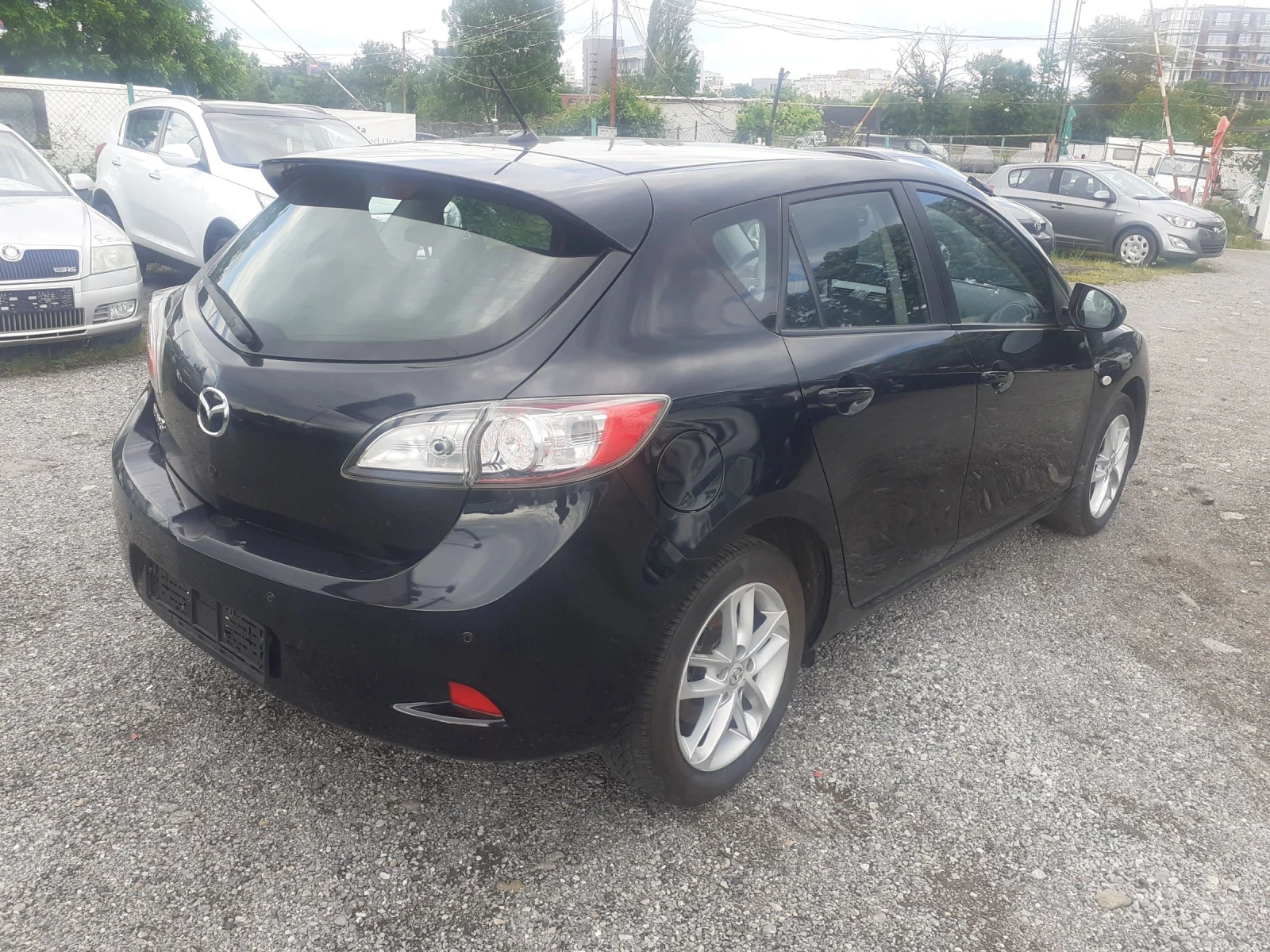 Mazda 3 2.0 FACE LIFT като нова  - изображение 4