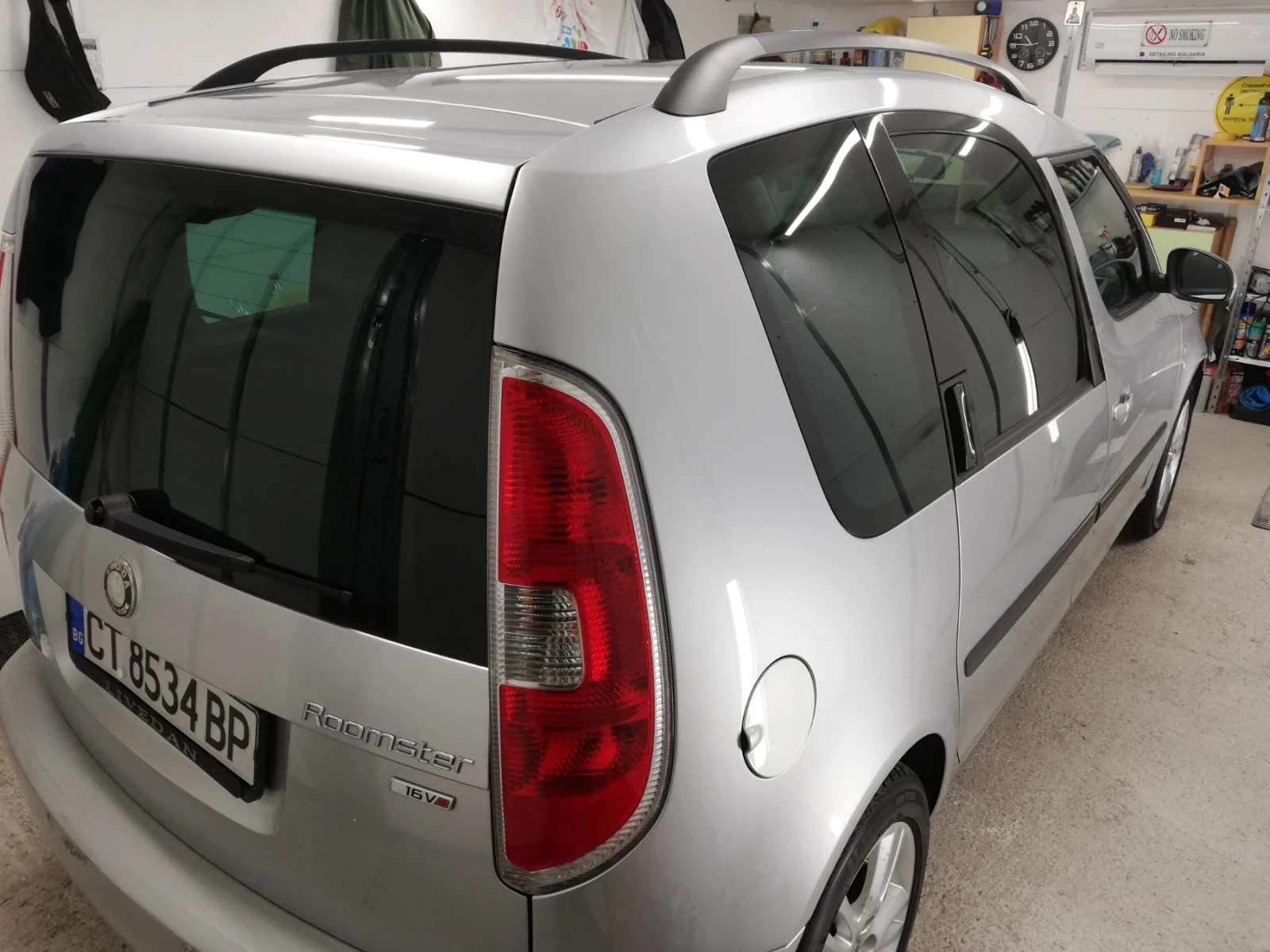 Skoda Roomster 1.6 газ бензин Avtomat - изображение 10