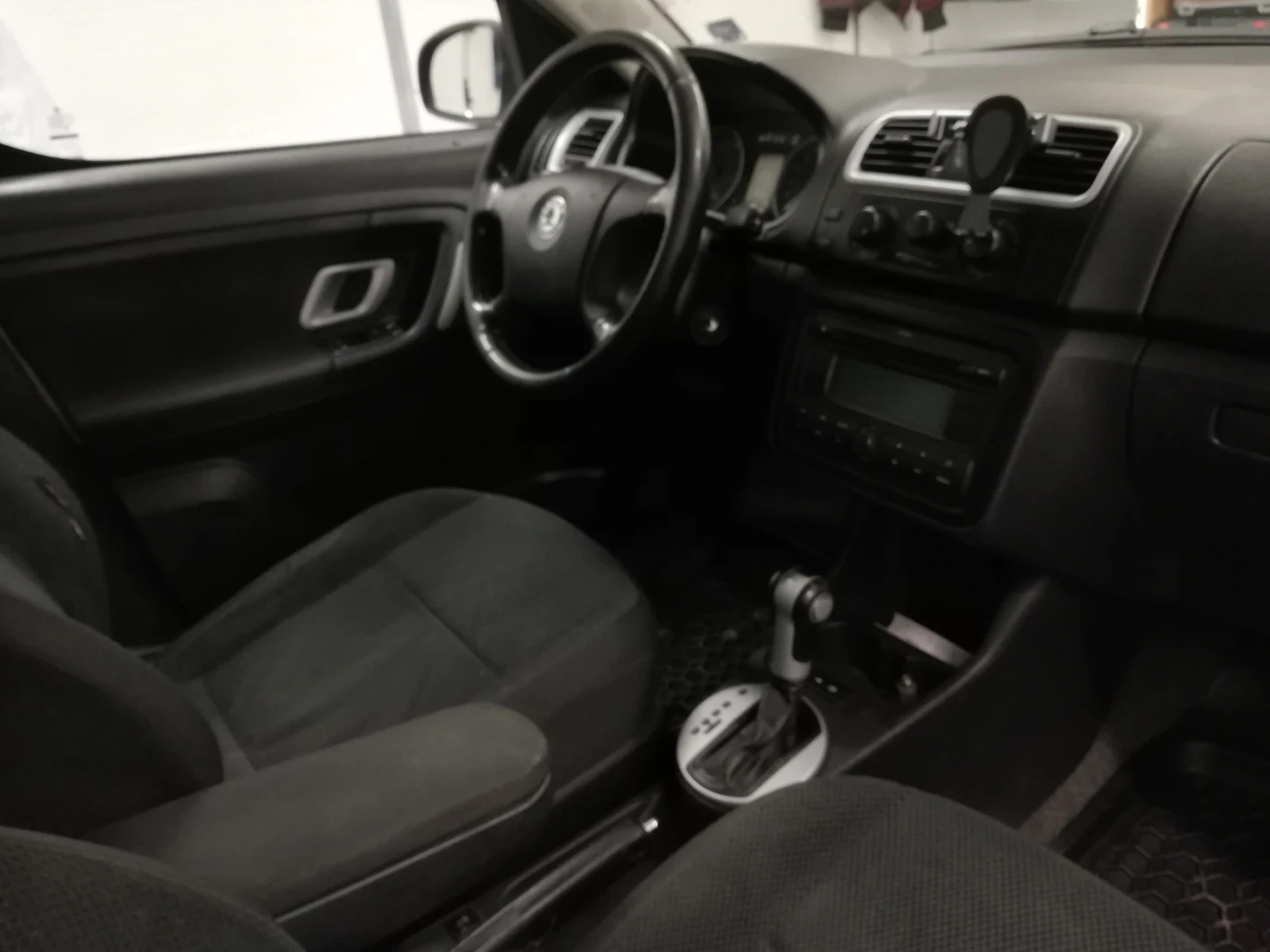 Skoda Roomster 1.6 газ бензин Avtomat - изображение 5