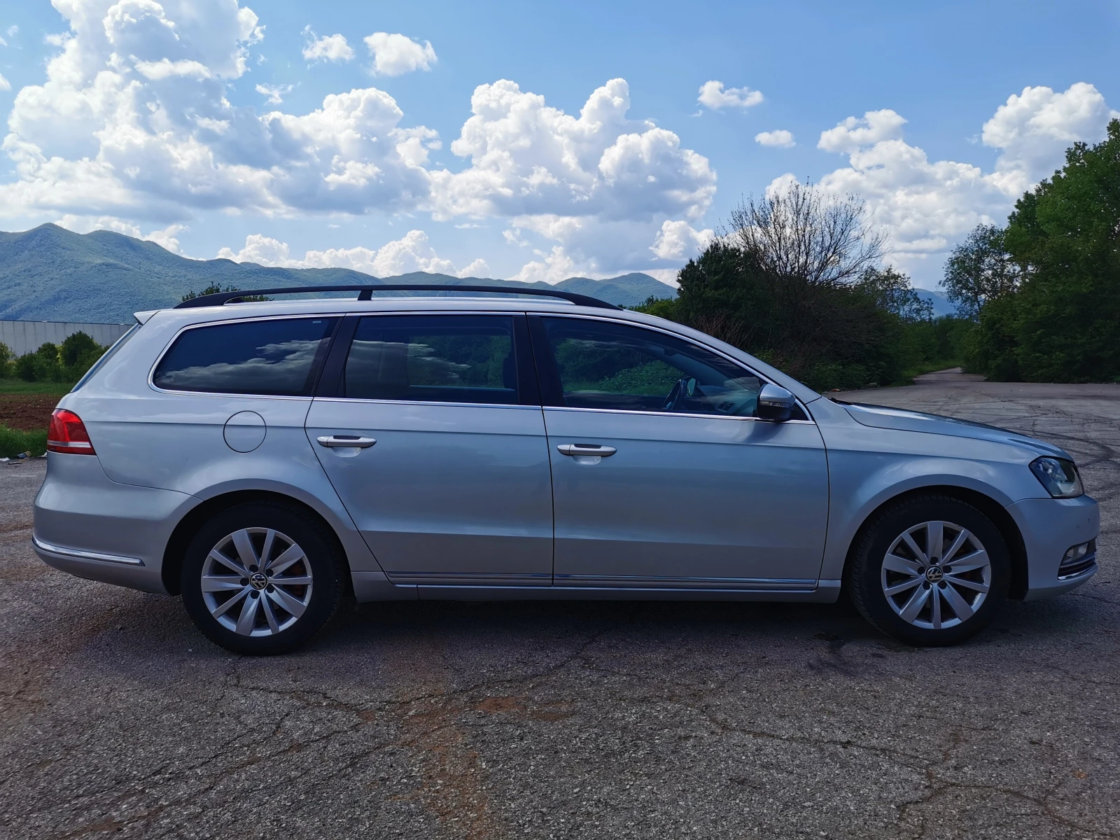 VW Passat  - изображение 7