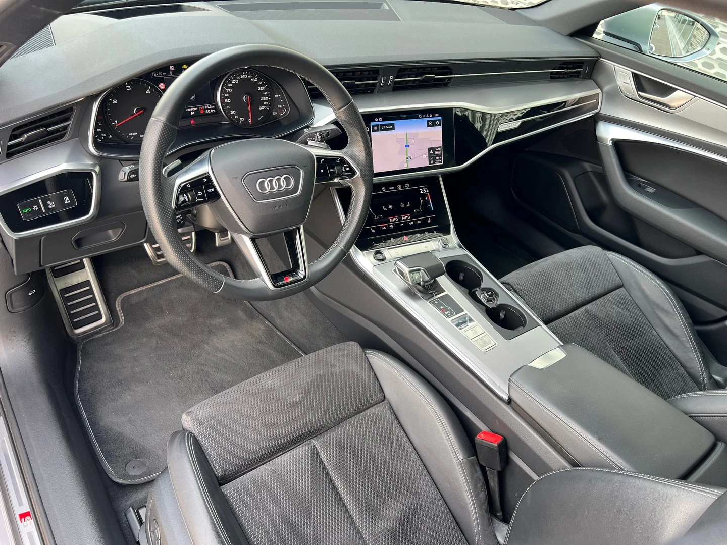 Audi A6 Limousine Sport 50 TDI quattro, снимка 12 - Автомобили и джипове - 52538109